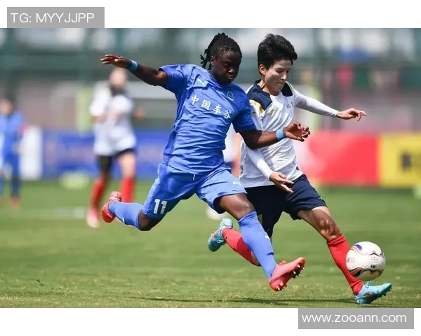 武汉足球队的节奏揭秘:激情与梦想交织的绿茵传奇 武汉足球队的节奏揭秘:激情与梦想交织的绿茵传奇